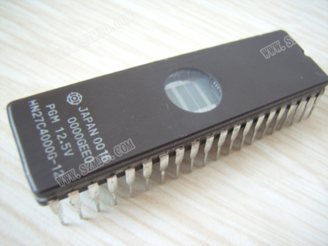 HN27C4000G-12