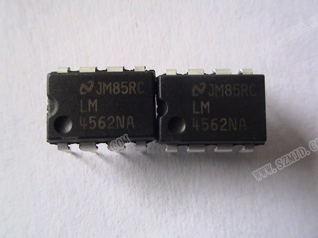 LM4562NA